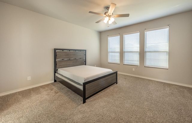 703 E 17th Street, Wolfforth, TX 79382