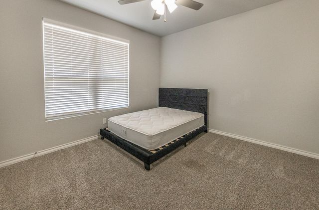 703 E 17th Street, Wolfforth, TX 79382