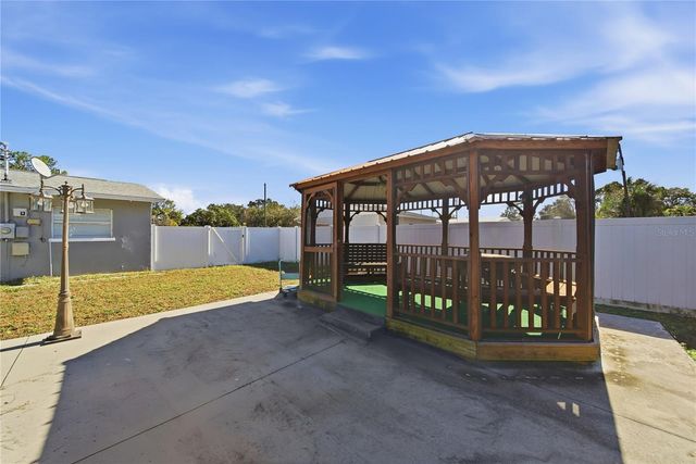 7210 DR MARTIN LUTHER KING JR STREET N, St Petersburg, FL 33702