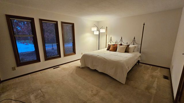 9366 Muirkirk Drive, Dublin, OH 43017