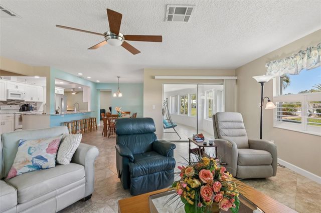 7310 9TH AVE W 5834, Bradenton, FL 34209