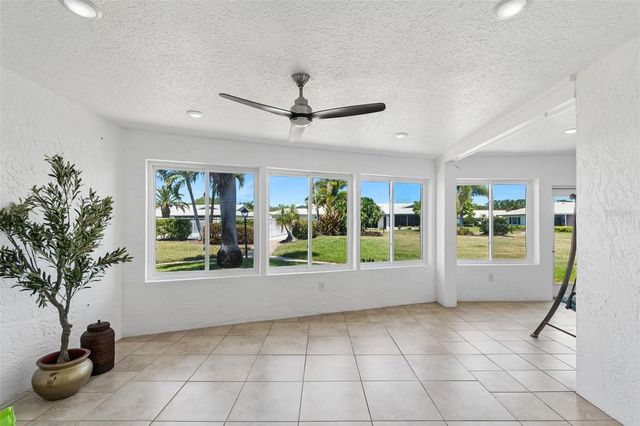 7310 9TH AVE W 5834, Bradenton, FL 34209