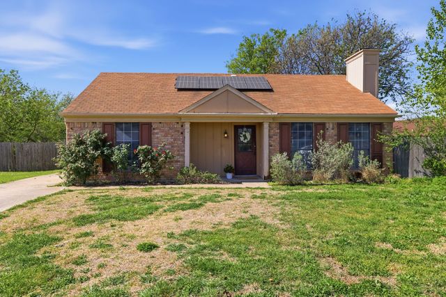 7005 Parkland Court, Fort Worth, TX 76137