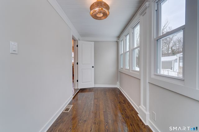 23 Notkins Street, Hamden, CT 06514