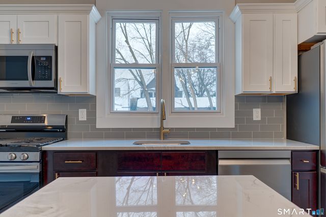 23 Notkins Street, Hamden, CT 06514