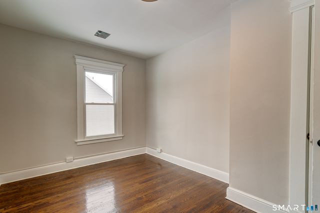 23 Notkins Street, Hamden, CT 06514