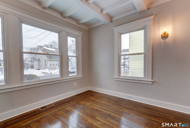 23 Notkins Street, Hamden, CT 06514