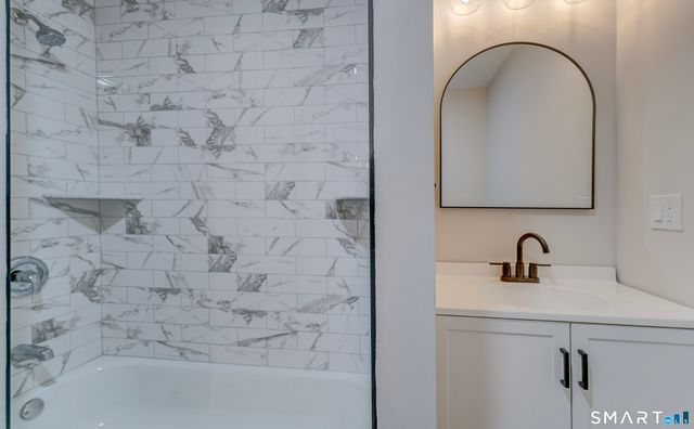 23 Notkins Street, Hamden, CT 06514