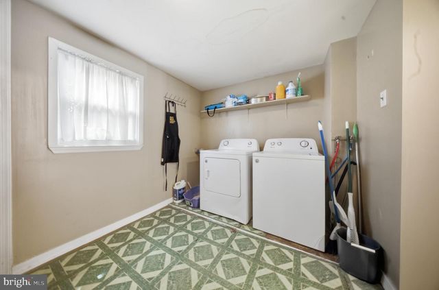 2421 S FAIRHILL ST, Philadelphia, PA 19148