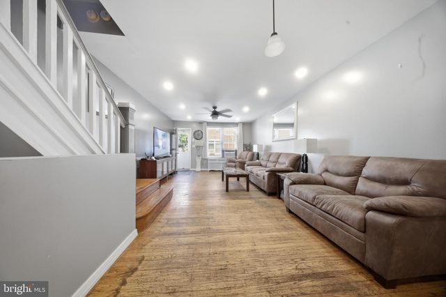 2421 S FAIRHILL ST, Philadelphia, PA 19148
