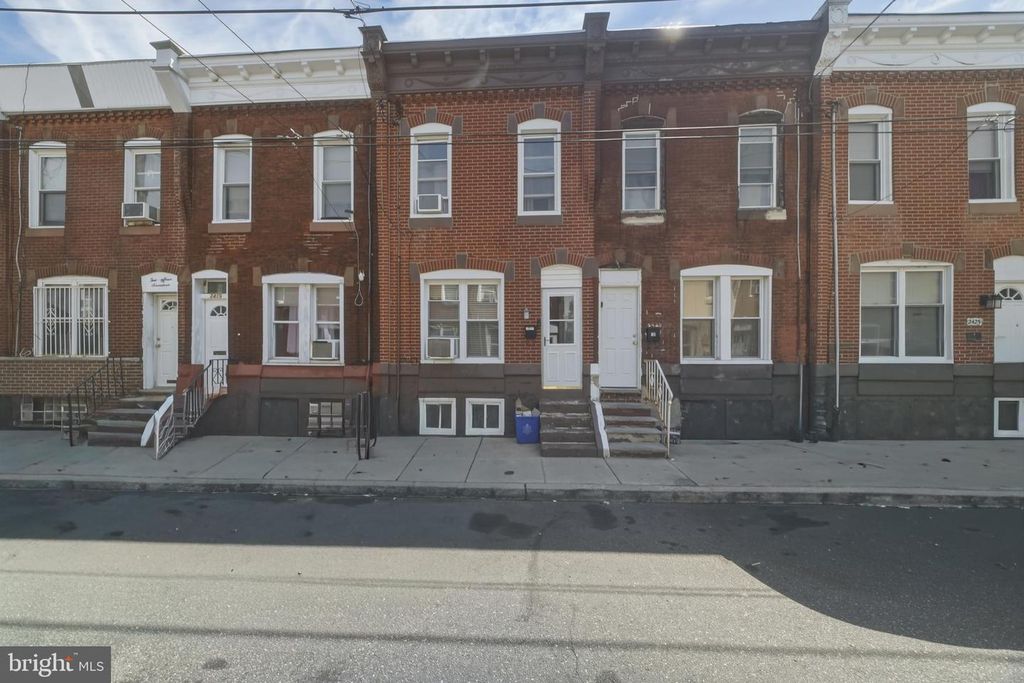 2421 S FAIRHILL ST, Philadelphia, PA 19148