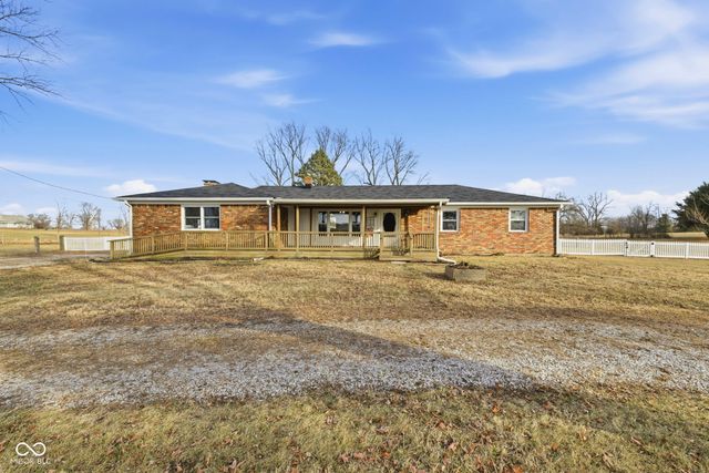 1925 N County Road 200 E, Danville, IN 46122