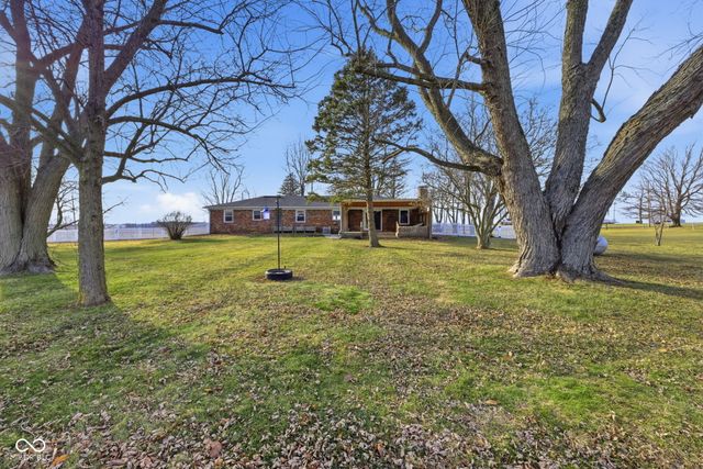 1925 N County Road 200 E, Danville, IN 46122