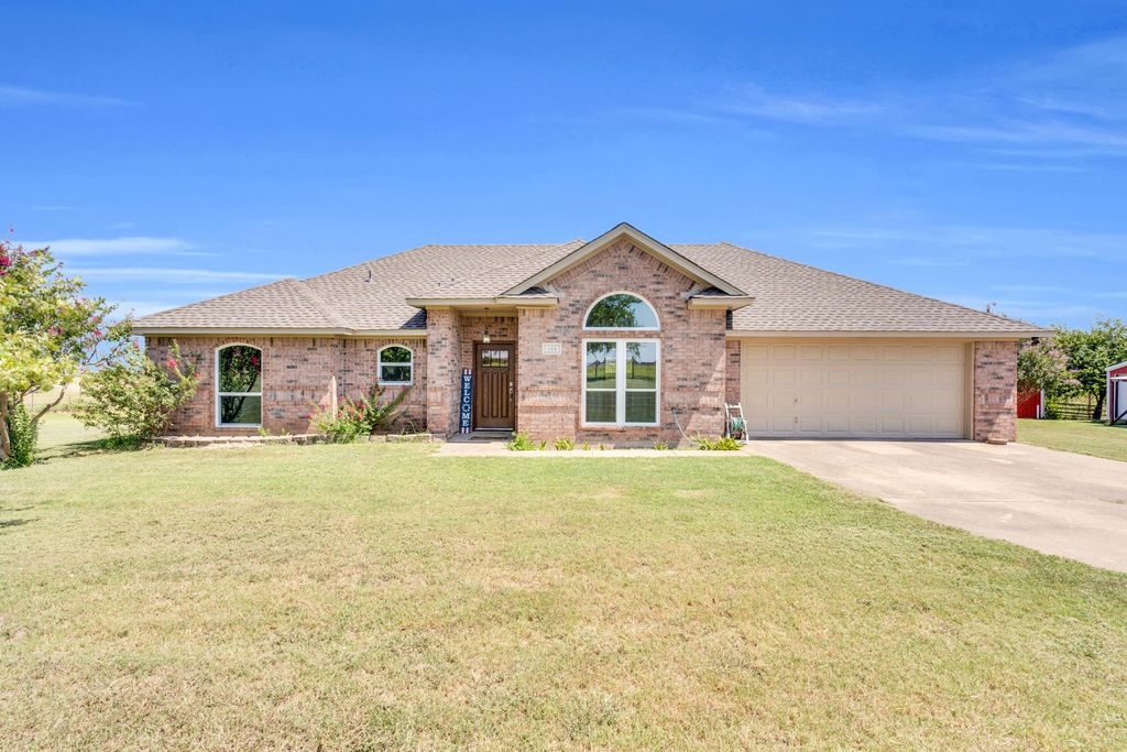 154 Richard Road, Waxahachie, TX 75167
