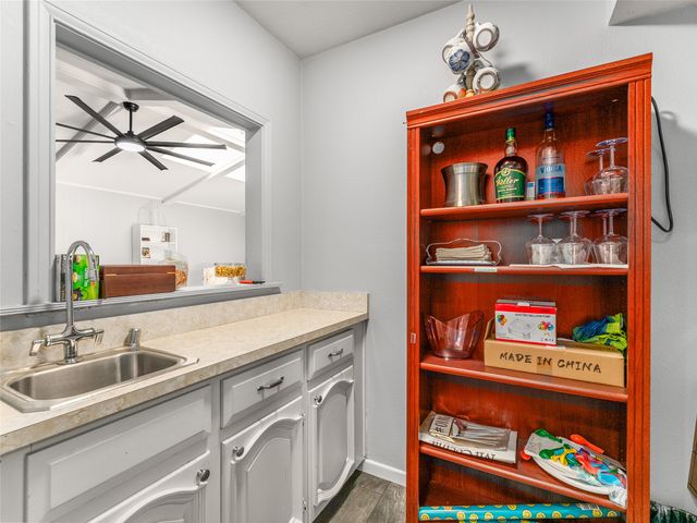 4446 Thunder Road, Dallas, TX 75244