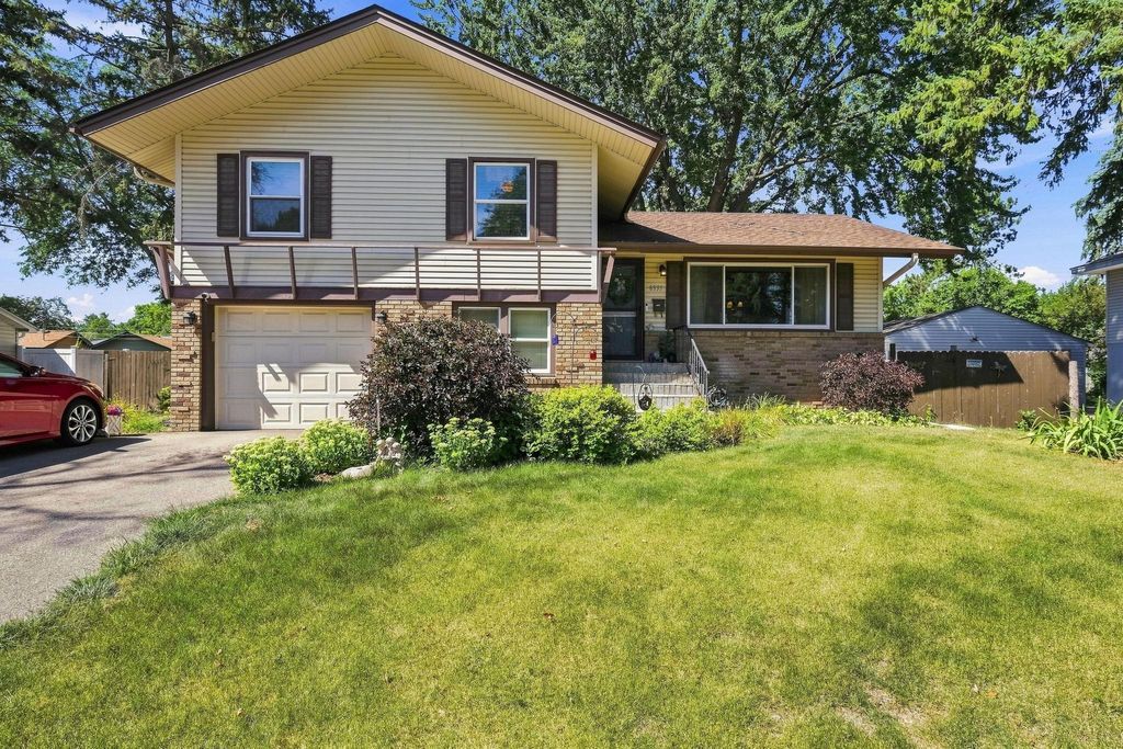 6933 Brunswick Avenue N, Brooklyn Park, MN 55429 — photo 2