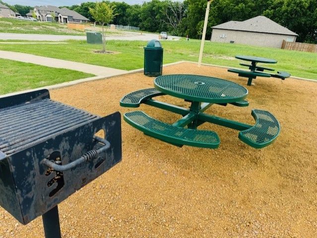 1237 Anderson Drive, Trenton, TX 75490