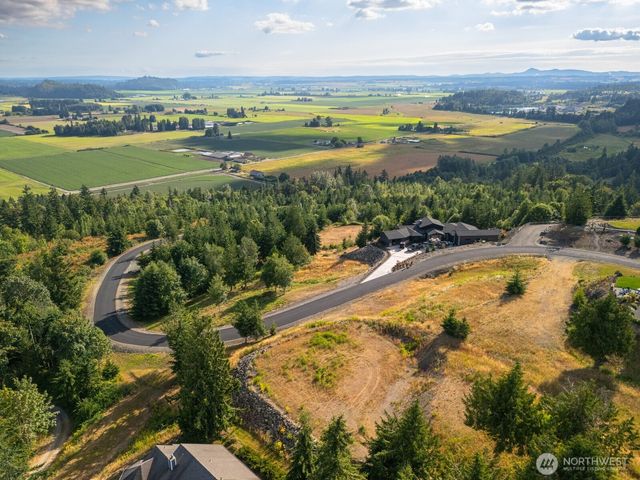4 Avalon Heights Way, Sedro Woolley, WA 98284