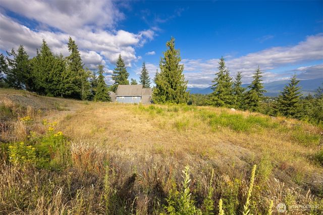4 Avalon Heights Way, Sedro Woolley, WA 98284