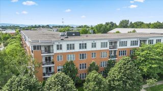 370 Farrell St Apt 401, South Burlington, VT 05403