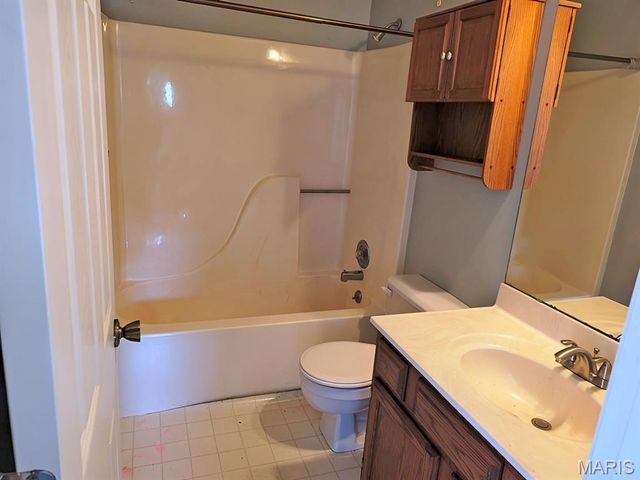 4043 Sun Tide Court, Arnold, MO 63010