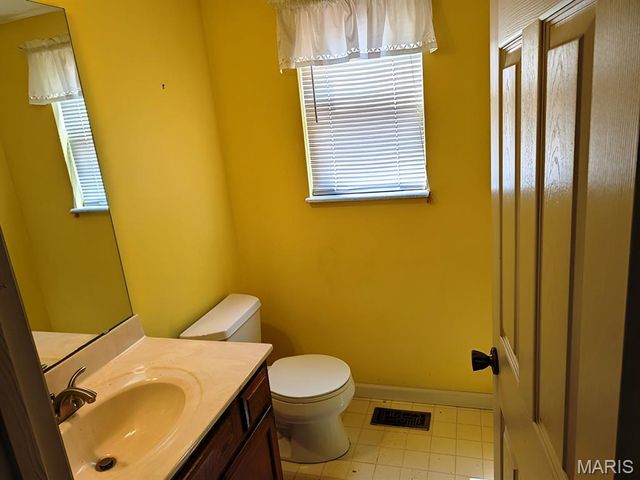 4043 Sun Tide Court, Arnold, MO 63010