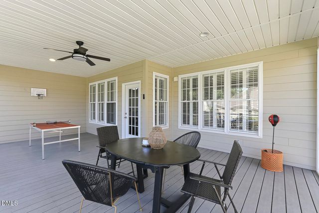 813 Canyoncreek Lane, Fuquay Varina, NC 27526