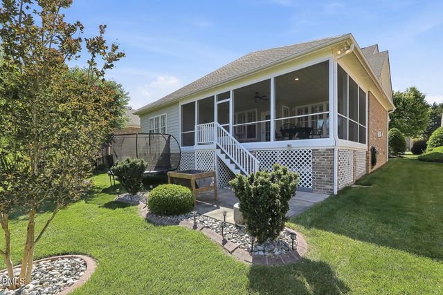 813 Canyoncreek Lane, Fuquay Varina, NC 27526