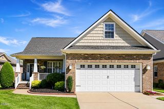 813 Canyoncreek Lane, Fuquay Varina, NC 27526