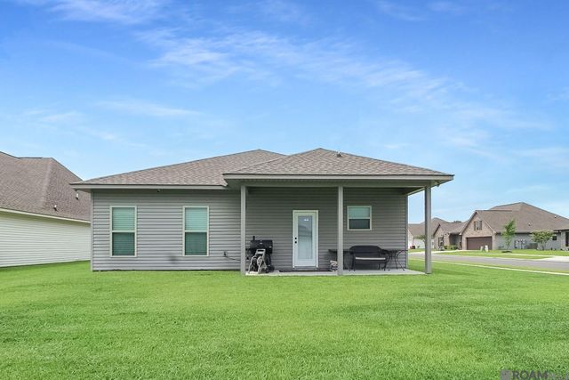 39519 Parkfair Dr, Gonzales, LA 70737