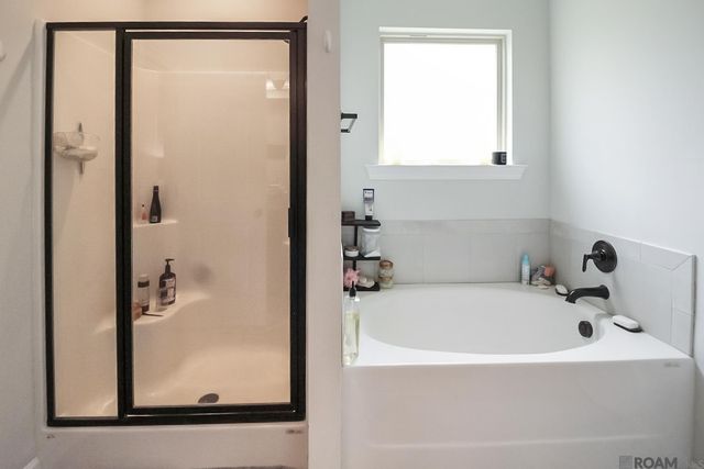 39519 Parkfair Dr, Gonzales, LA 70737