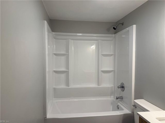 1239 Blythewood LN, Suffolk, VA 23434