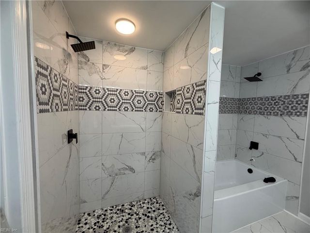 1239 Blythewood LN, Suffolk, VA 23434
