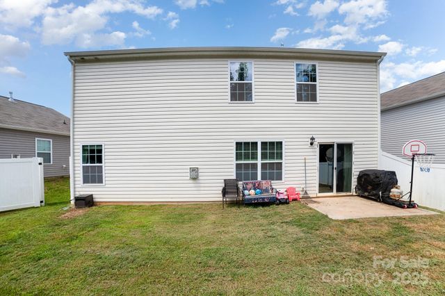 1537 Lilly Springs Place, Dallas, NC 28034