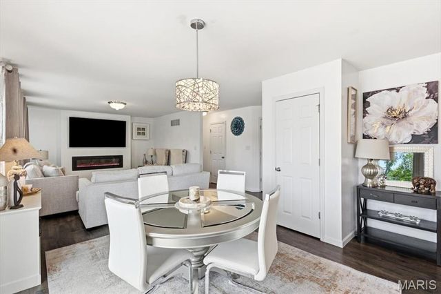11051 Arbor Gardens Drive, St Louis, MO 63044