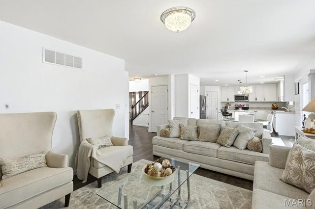 11051 Arbor Gardens Drive, St Louis, MO 63044