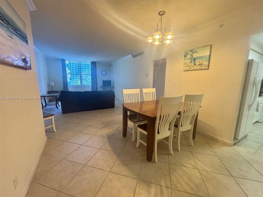 2501 S Ocean Dr 433, Hollywood, FL 33019