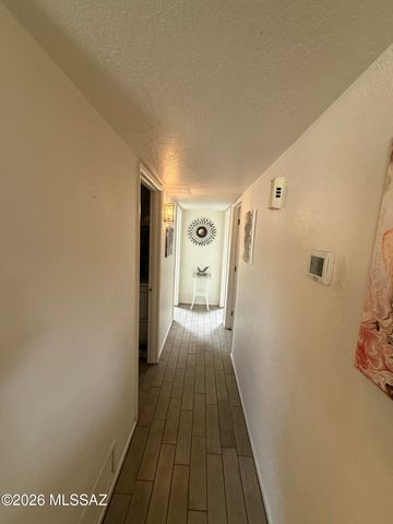 1867 N Camino Alicante, Tucson, AZ 85715