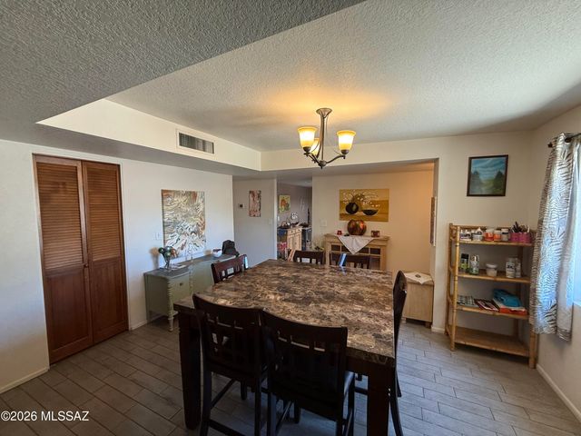 1867 N Camino Alicante, Tucson, AZ 85715