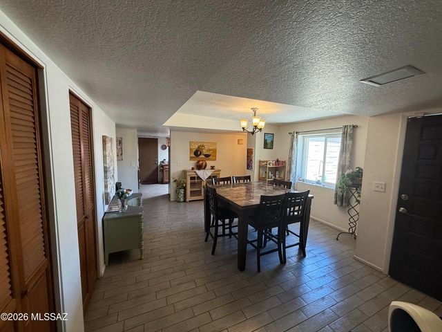 1867 N Camino Alicante, Tucson, AZ 85715