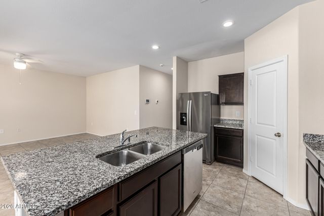 1732 W PINKLEY Avenue, Coolidge, AZ 85128