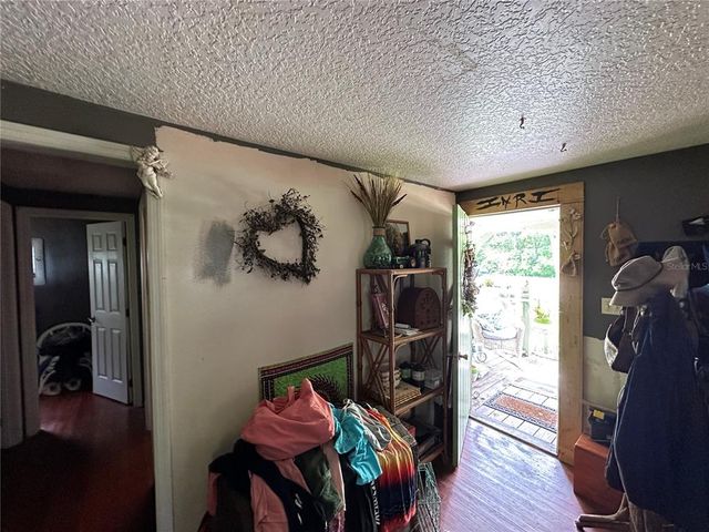 43721 STATE ROAD 19, Altoona, FL 32702