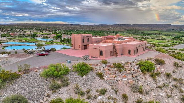 109 Canon Del Luna Road, Elephant Butte, NM 87935