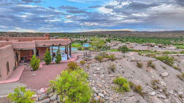 109 Canon Del Luna Road, Elephant Butte, NM 87935