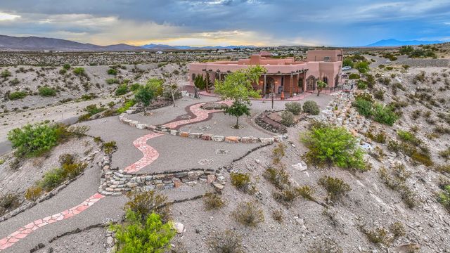 109 Canon Del Luna Road, Elephant Butte, NM 87935