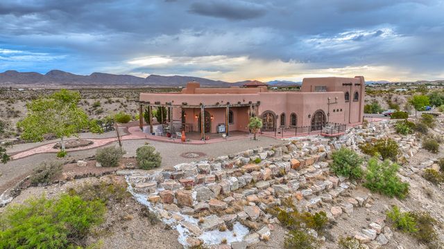 109 Canon Del Luna Road, Elephant Butte, NM 87935