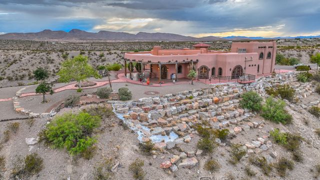 109 Canon Del Luna Road, Elephant Butte, NM 87935