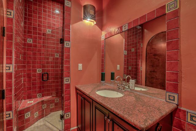 109 Canon Del Luna Road, Elephant Butte, NM 87935