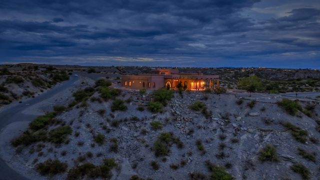 109 Canon Del Luna Road, Elephant Butte, NM 87935