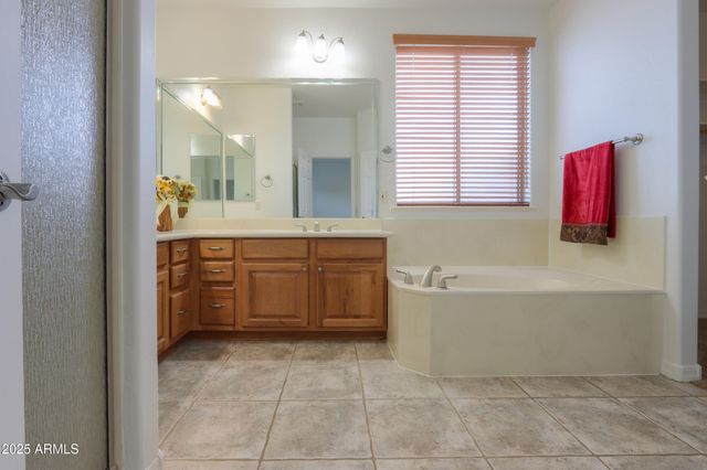 344 E WILEY Way, Casa Grande, AZ 85122